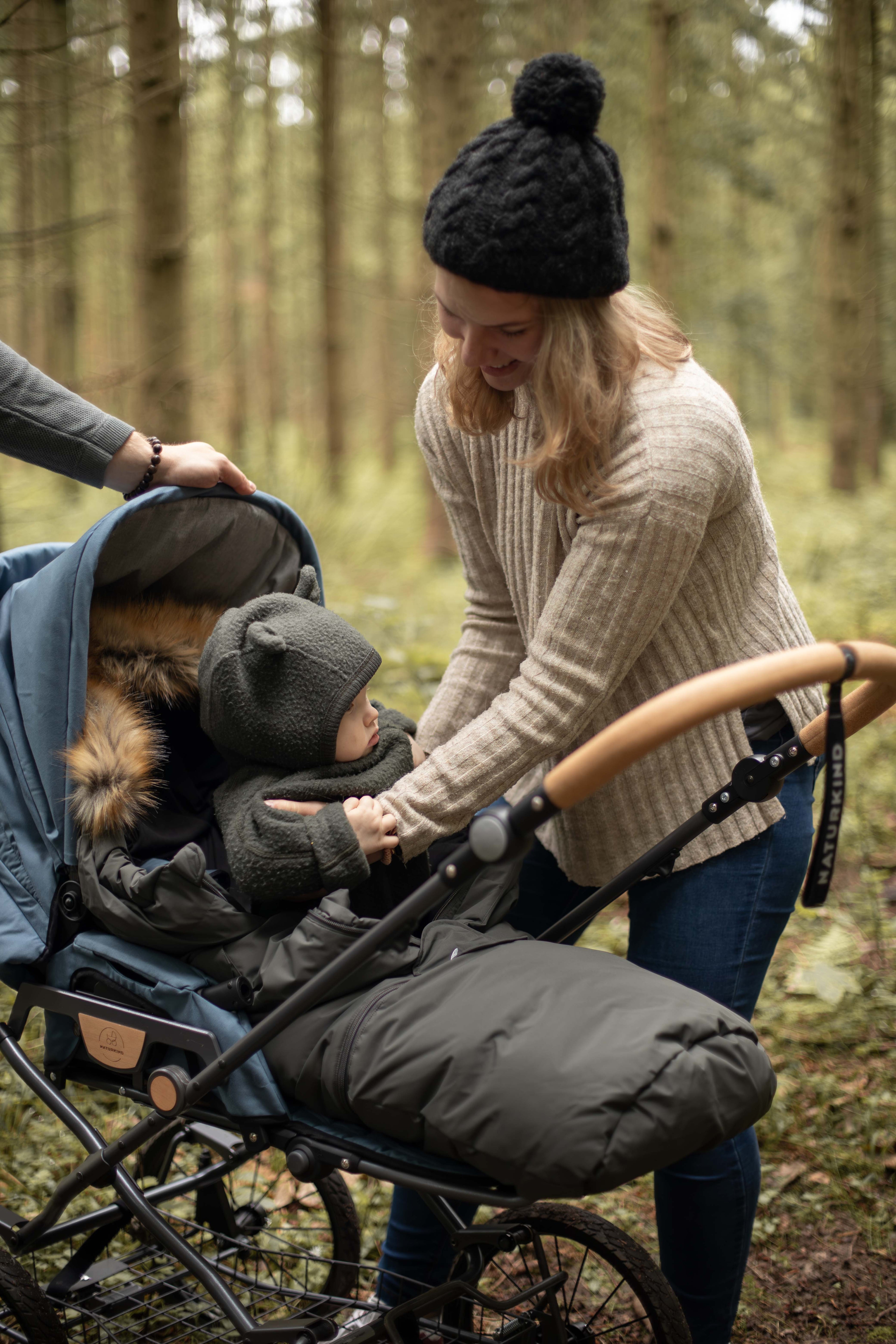 Easygrow NATURE 2025 kørepose - Sand - NYHED - Kørepose - MamaMilla