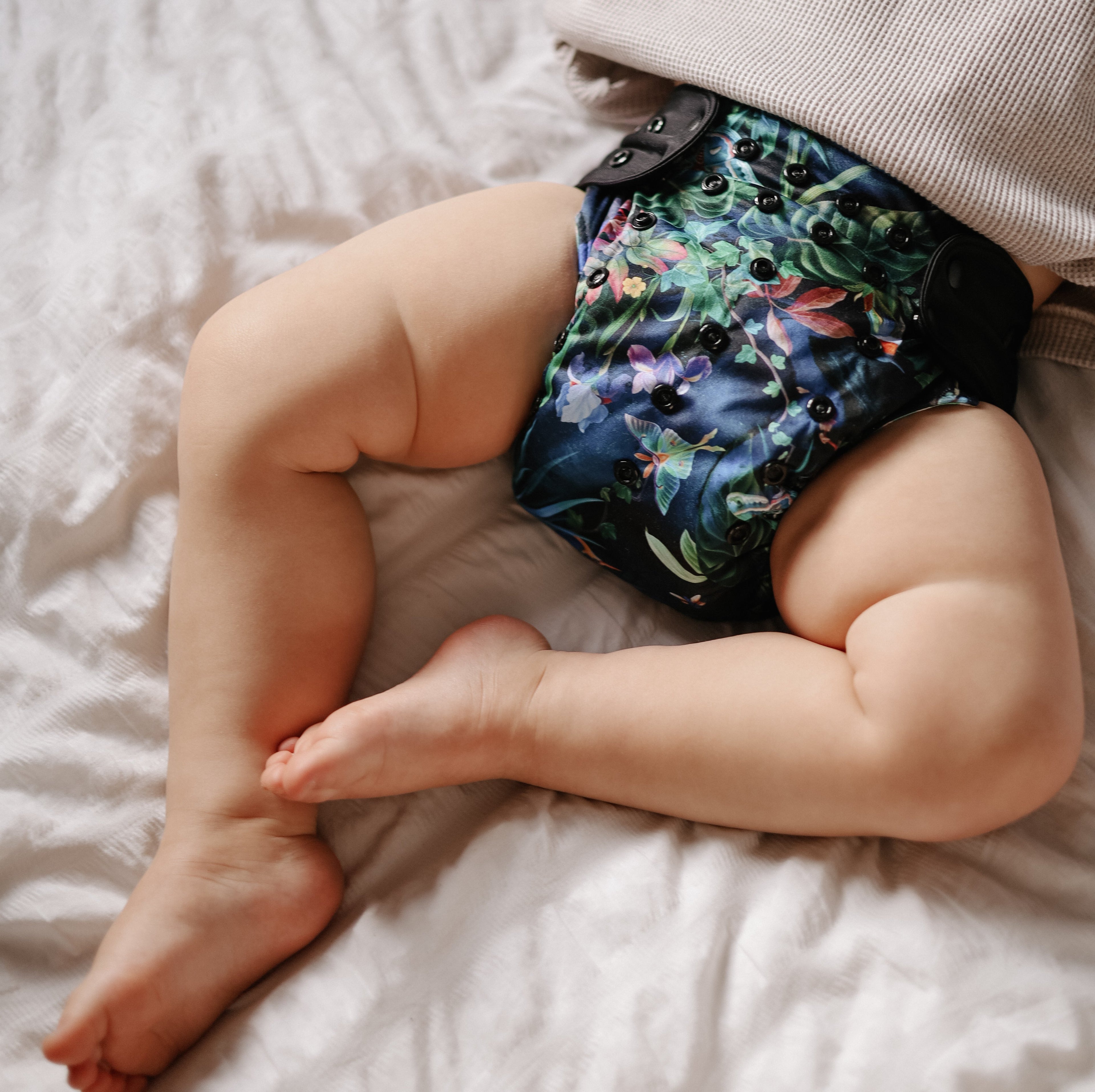 Little Lovebum blöja med töjbara vingar - Blöja - MamaMilla