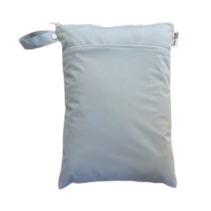 Het Zweedse bos | Wetbag medium: Hopbloemen groen - - MamaMilla