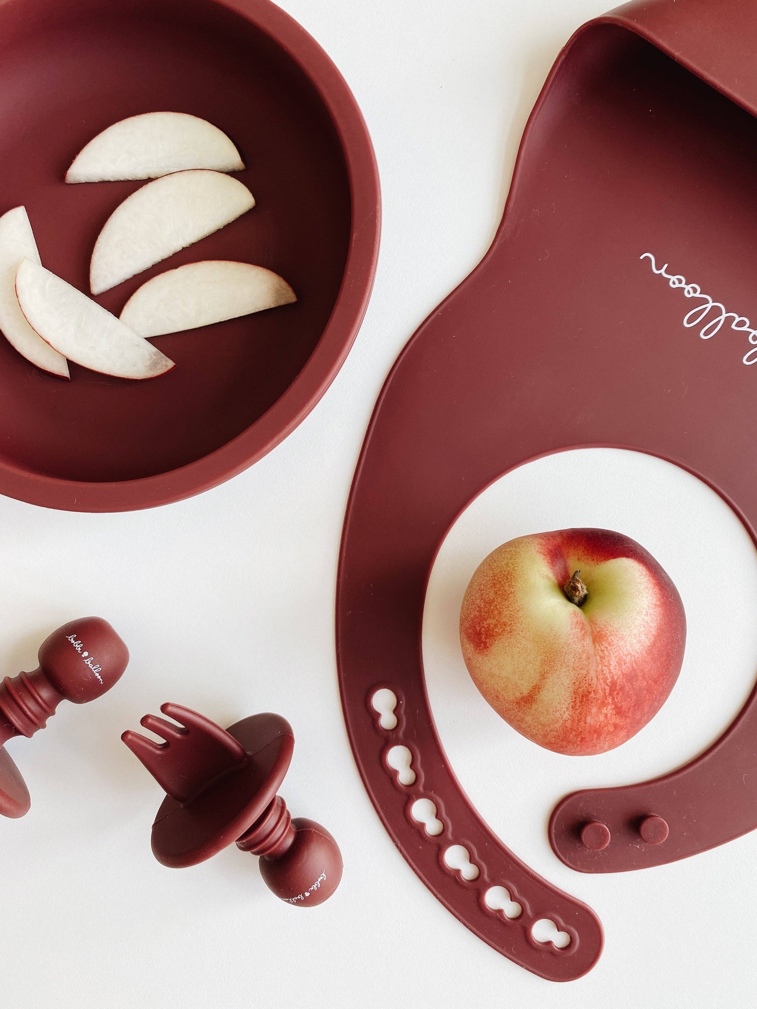 Bobbi Balloon Silikone hagesmæk - Merlot Red - Silikone hagesmæk - MamaMilla