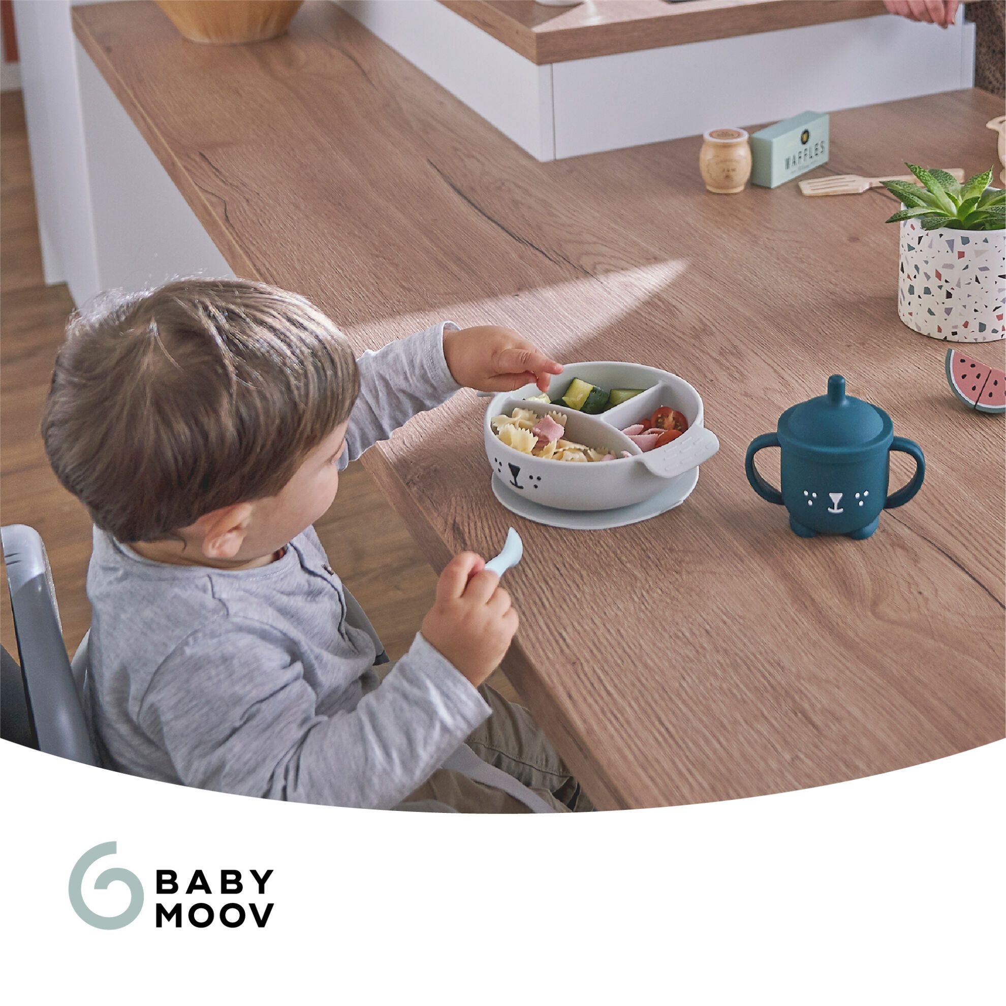 Babymoov Eetservies 12-24 maanden - Blue Dog - Eetservies - MamaMilla