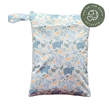 Het Zweedse bos | Wetbag medium: Dala-bloemen - - MamaMilla