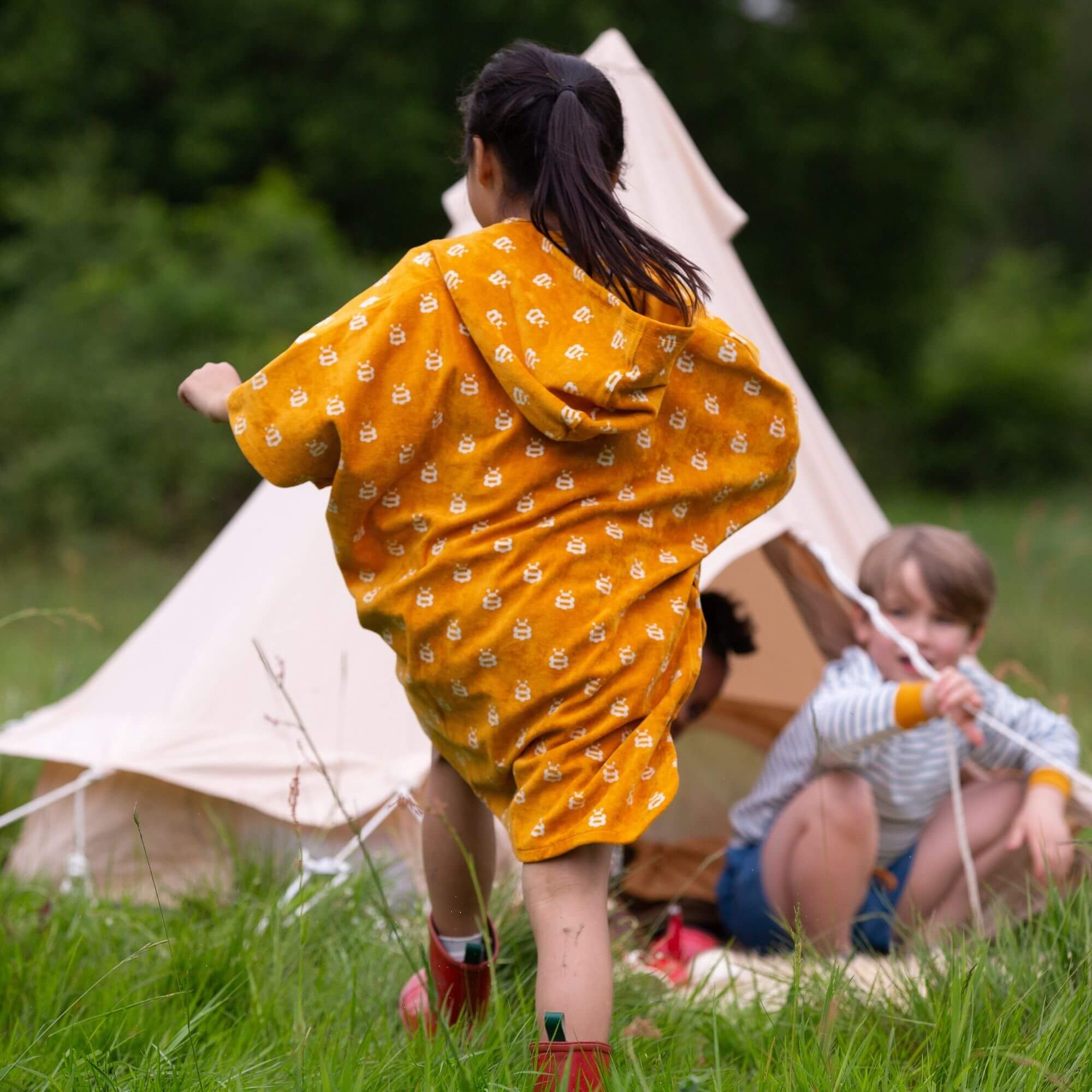 Little Green Radicals Badeponcho/Strandponcho - Børn - Med Hætte - Bier