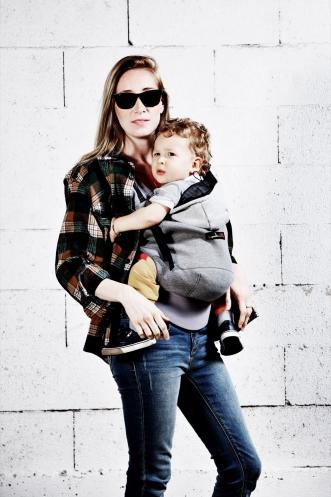 Love radius bæresele inkl. babyindsats - Hoodie carrier - Mørkegrå/Flanel Grey - bæresele - MamaMilla
