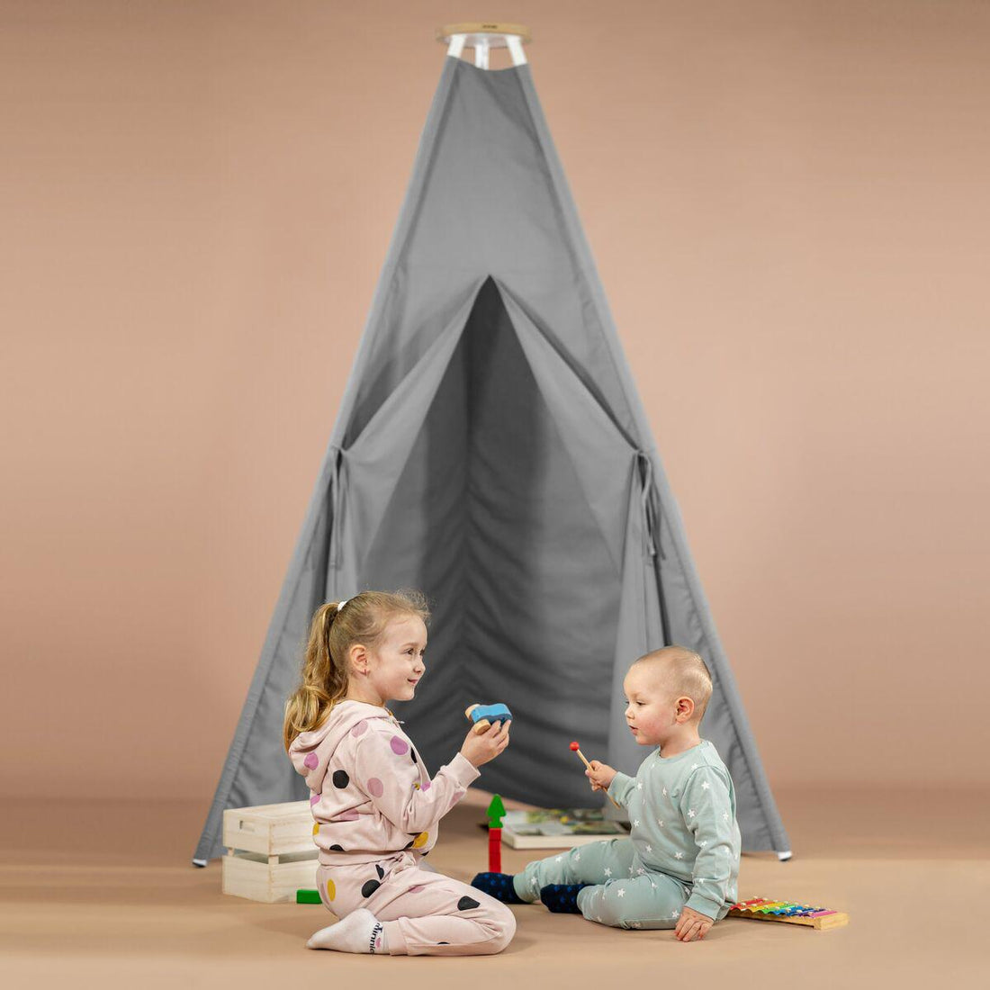 Nonomo Tent voor de Tipi-standaard - Grijs - accessoires voor schommelwieg - MamaMilla